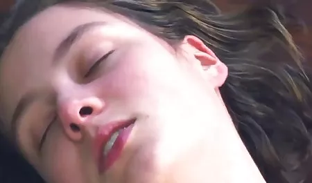 Blonde babe pleased a familiar guy with a cool blowjob